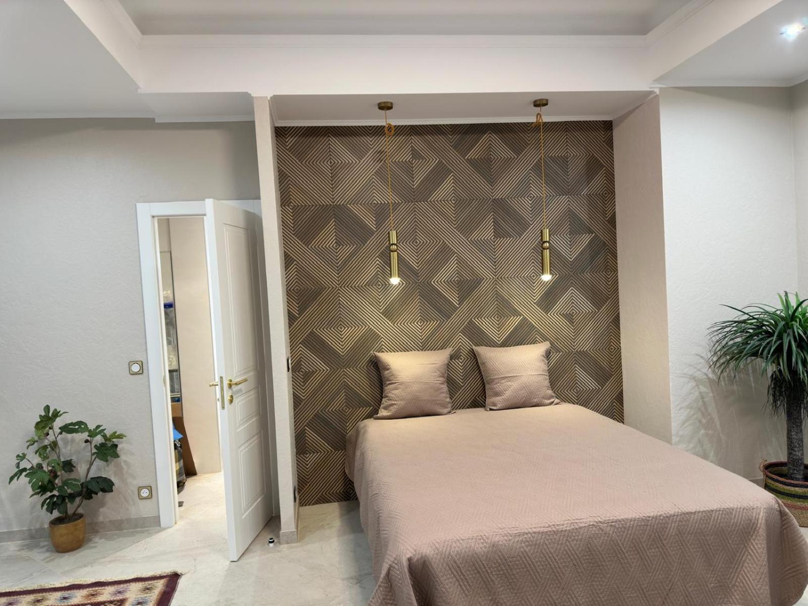 Extraordinaire Grand Studio Au Centre 6 Minutes A Pied De La Plage Et L'Hotel Negresco Niza Exterior foto