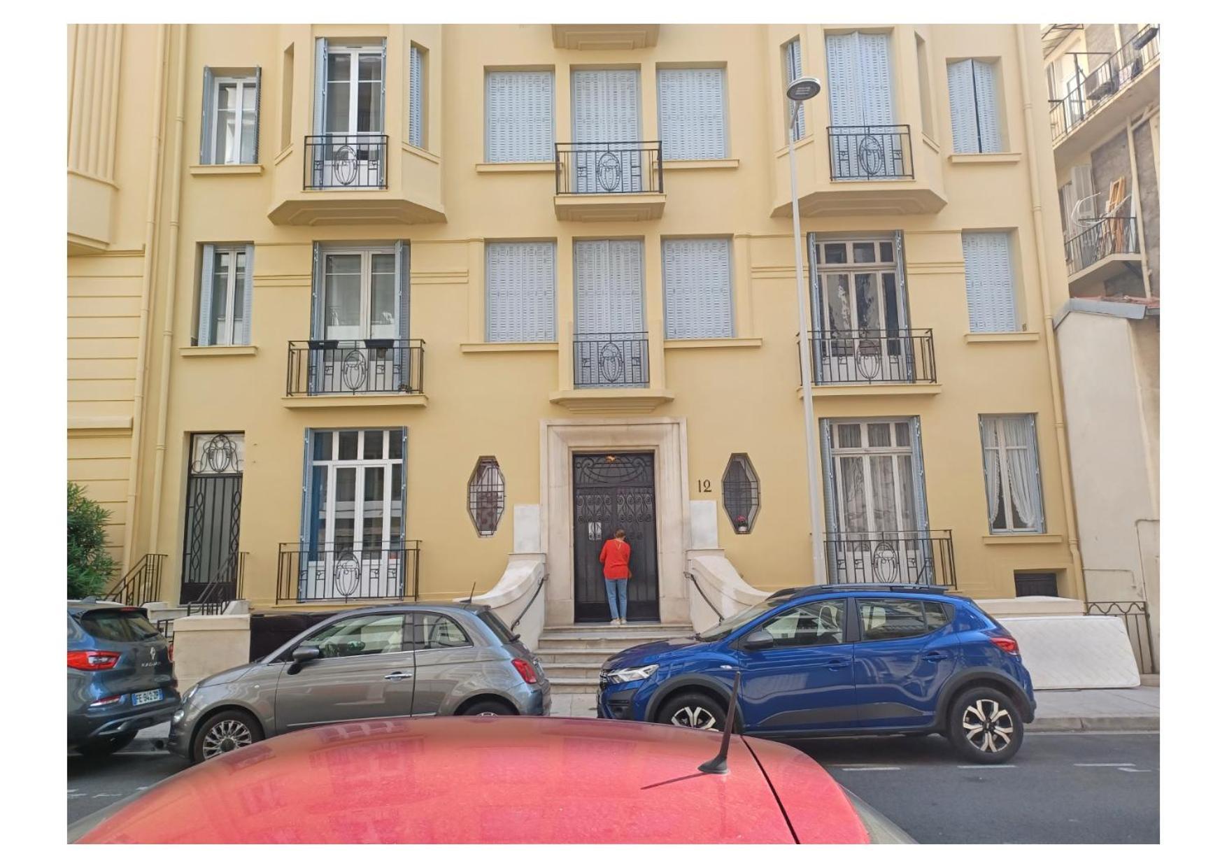 Extraordinaire Grand Studio Au Centre 6 Minutes A Pied De La Plage Et L'Hotel Negresco Niza Exterior foto